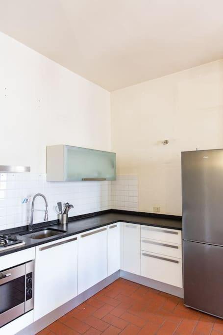 Cozy Apartment With A Strategic Position Floransa Dış mekan fotoğraf